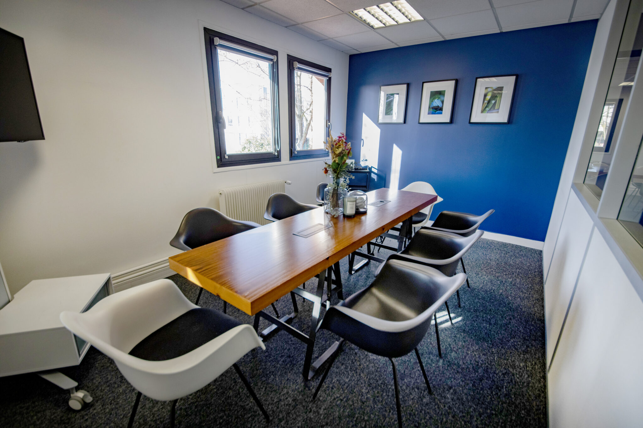 Salle de réunion lumineuse à Villepinte pour séminaires et réunions d’entreprise