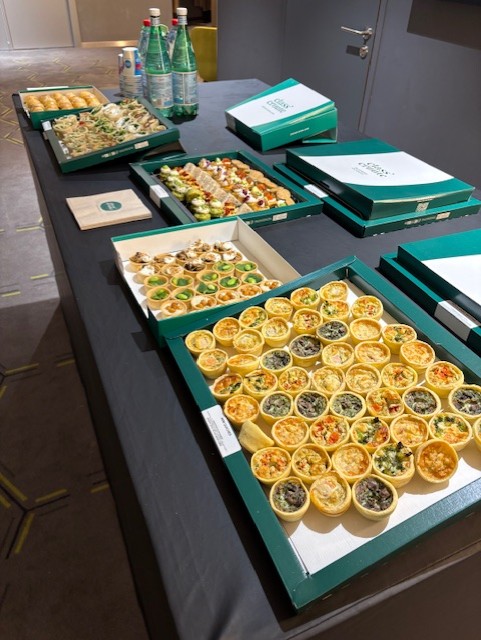 Déjeuner d’équipe en espace de coworking à Issy-les-Moulineaux pour 20 personnes