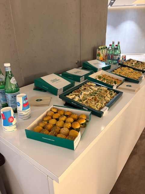 Petit-déjeuner livré pour une formation en espace de coworking à Boulogne-Billancourt pour 25 personnes